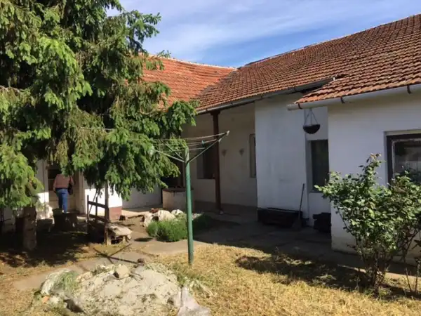 Eladó családi ház, Békéscsaba 3+1 szoba 103 m² 16.9 M Ft