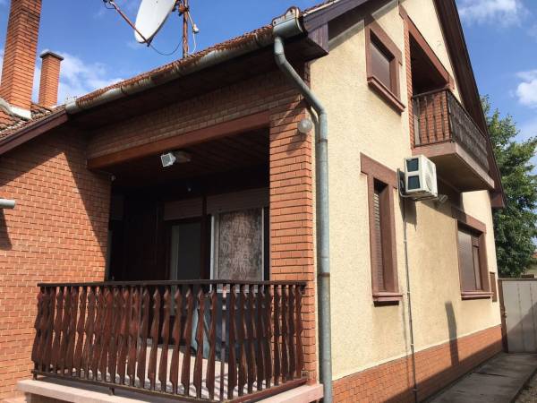 eladó családi ház, Békéscsaba