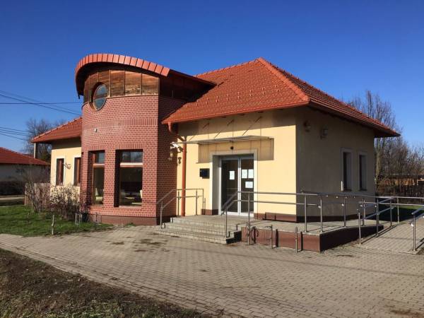 eladó családi ház, Murony