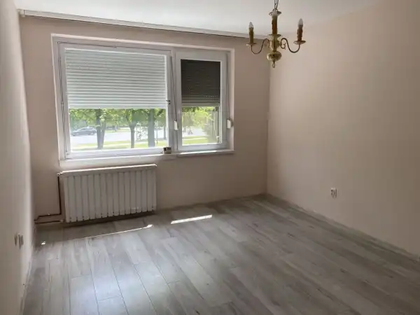 Eladó panellakás, Békéscsaba 2 szoba 50 m² 35.5 M Ft