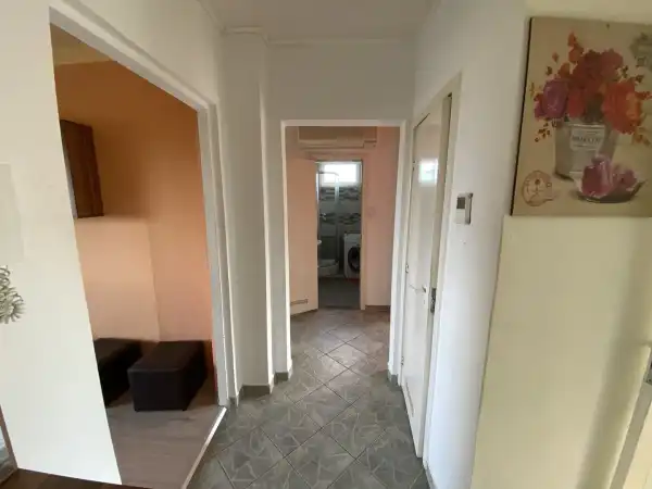 Kiadó panellakás, Békéscsaba 3 szoba 69 m² 90 E Ft/hó